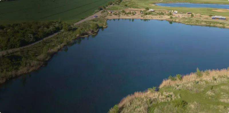 Jezero Lipence z ptačí perspektivy
